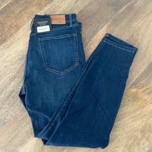 Able The High Rise Skinny Jean NWT
